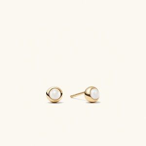Mejuri Pearl Sphere Stud Earrings
